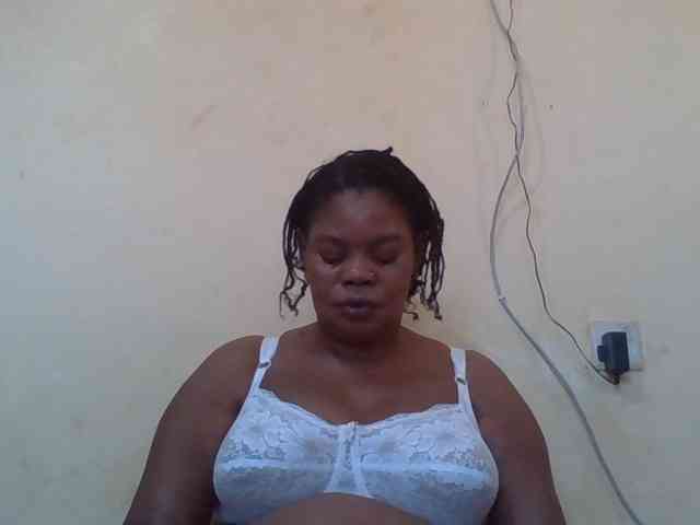 Sexydove webcam
