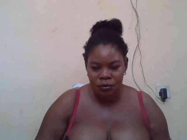 Sexydove webcam