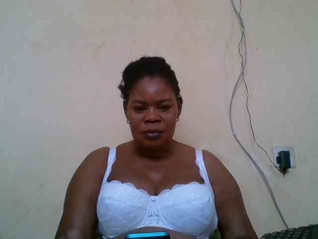 Sexydove webcam