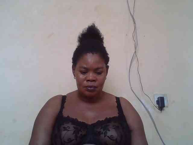Sexydove webcam
