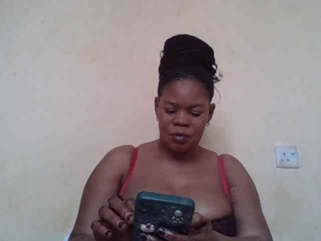 Sexydove webcam