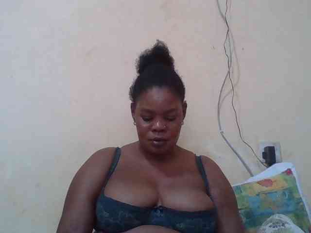 Sexydove webcam