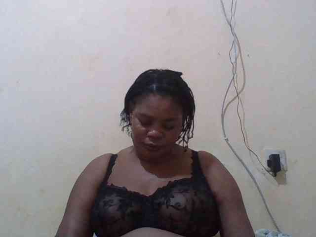 Sexydove webcam