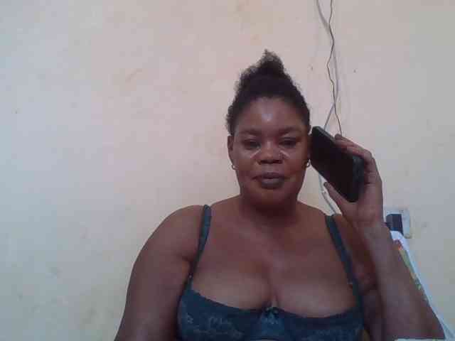 Sexydove webcam