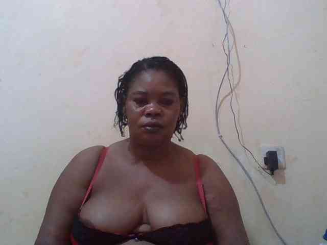 Sexydove webcam