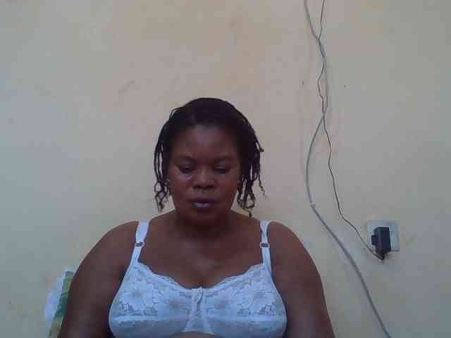 Sexydove webcam