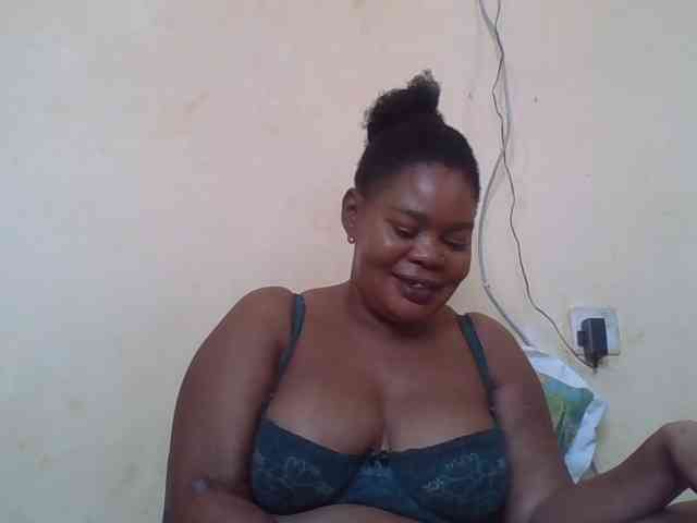 Sexydove webcam