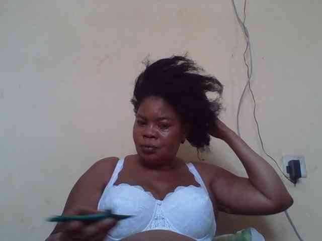 Sexydove webcam