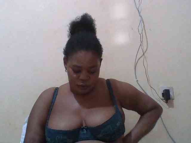 Sexydove webcam