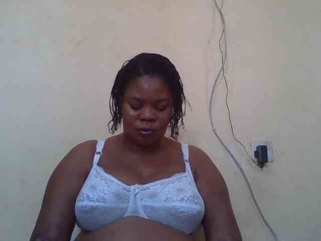Sexydove webcam