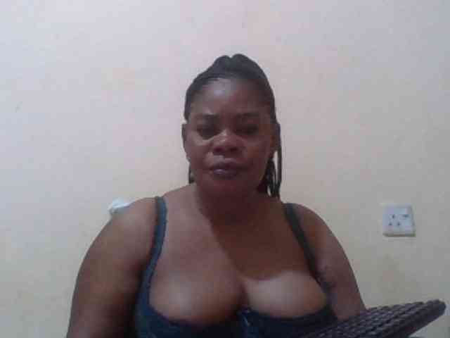 Sexydove webcam