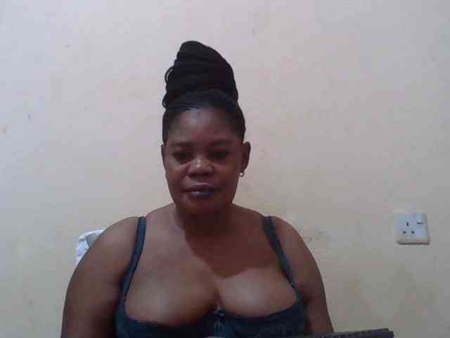Sexydove webcam
