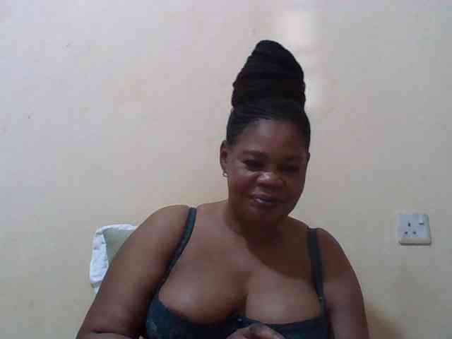 Sexydove webcam