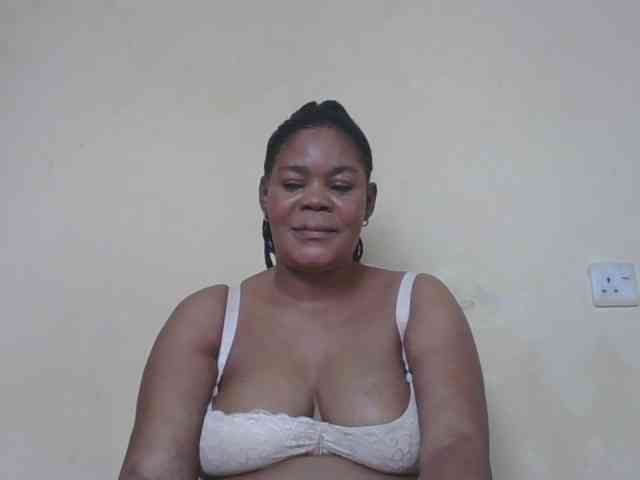 Sexydove webcam
