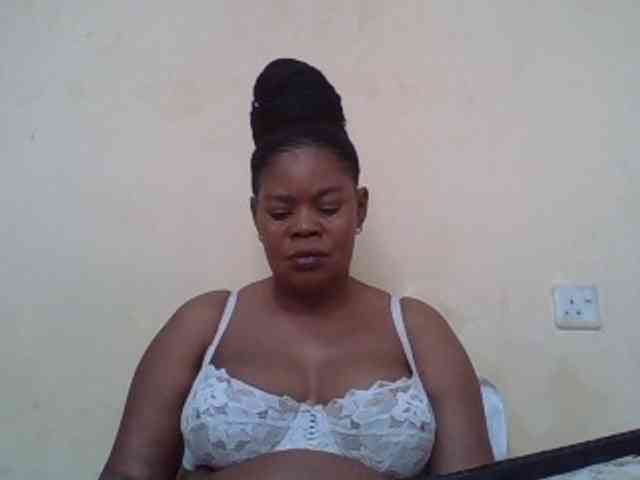 Sexydove webcam