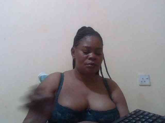 Sexydove webcam