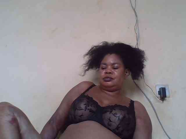 Sexydove webcam