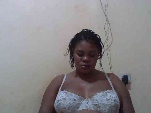 Sexydove webcam