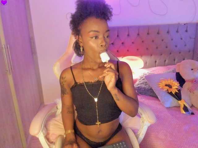 Miss-west's BongaCams show and profile