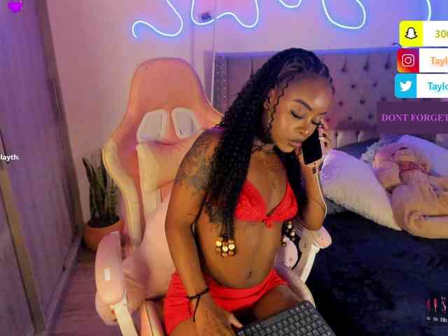 Miss-west webcam