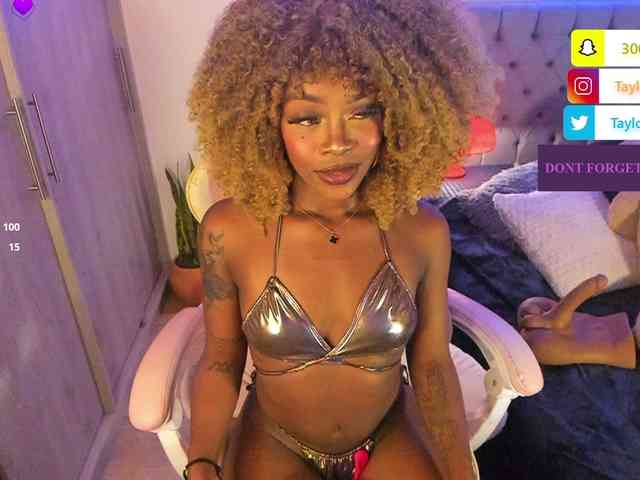 Miss-west webcam