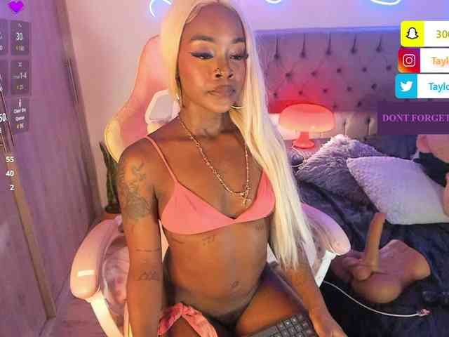 Miss-west webcam