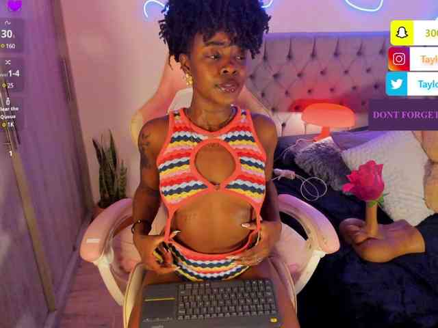 Miss-west webcam