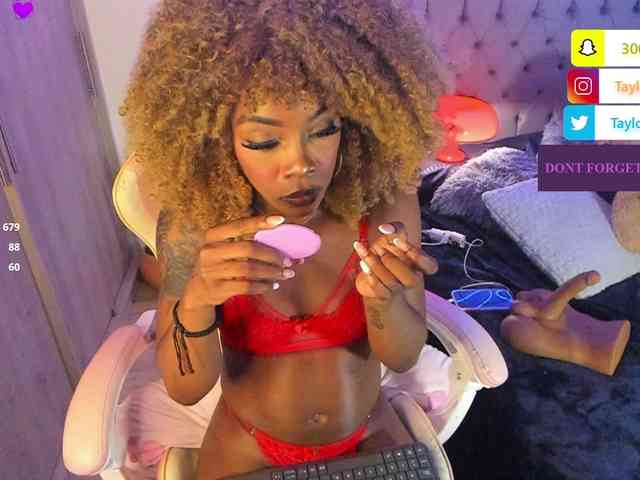 Miss-west webcam