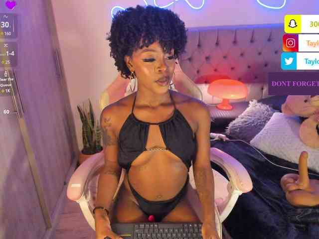 Miss-west webcam