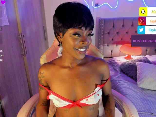 Miss-west webcam