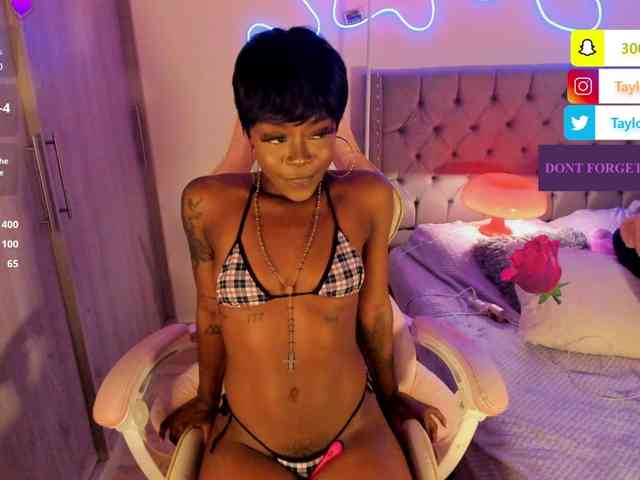 Miss-west webcam