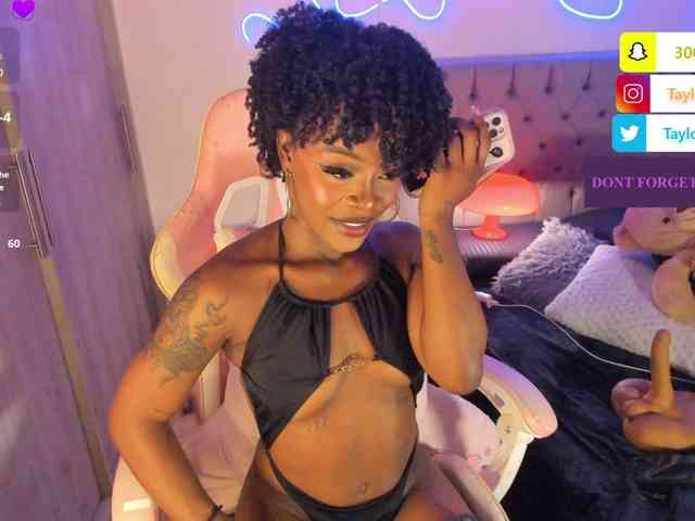 Miss-west webcam