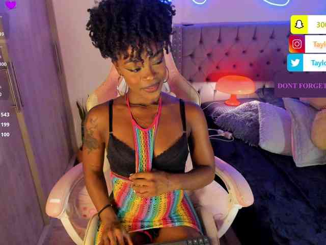 Miss-west webcam