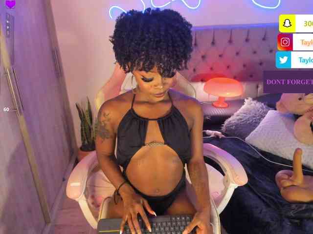 Miss-west webcam