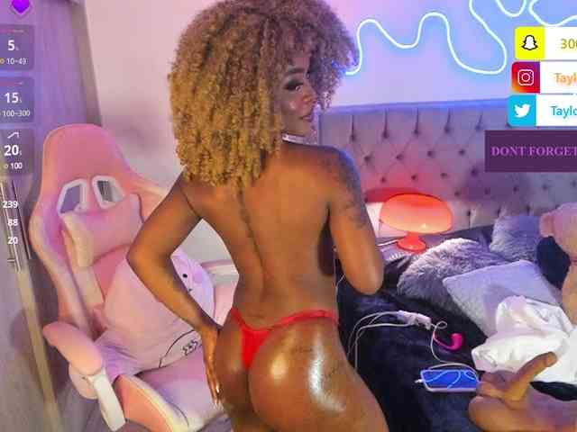 Miss-west webcam
