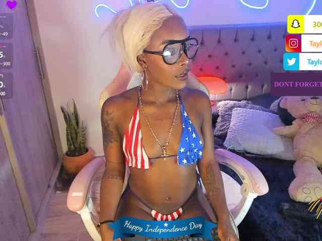 Miss-west webcam