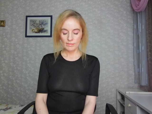 Nata85085's BongaCams show and profile
