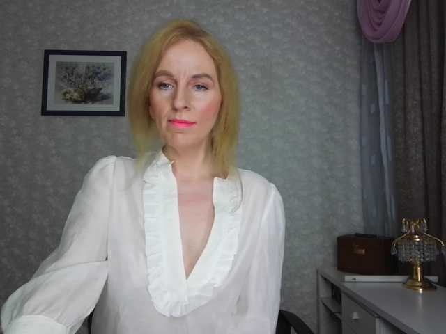 Nata85085's BongaCams show and profile