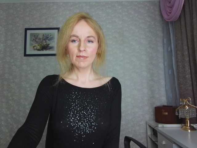 Nata85085's BongaCams show and profile