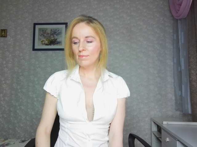 Nata85085's BongaCams show and profile