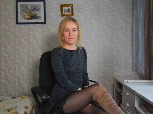 Nata85085's BongaCams show and profile