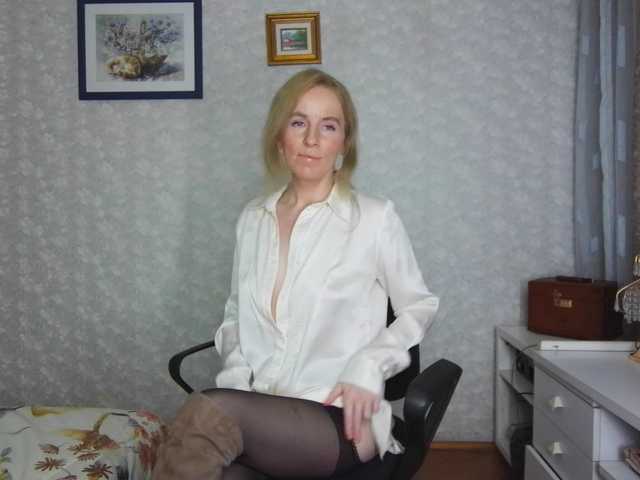 Nata85085's BongaCams show and profile