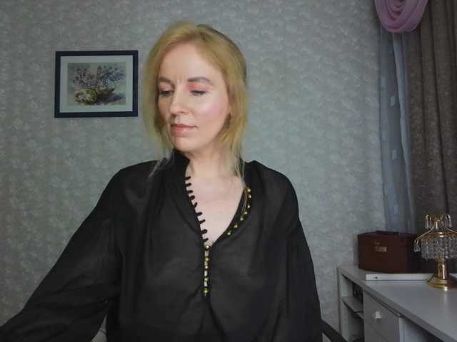 Nata85085's BongaCams show and profile