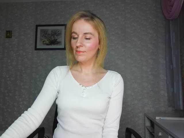 Nata85085's BongaCams show and profile