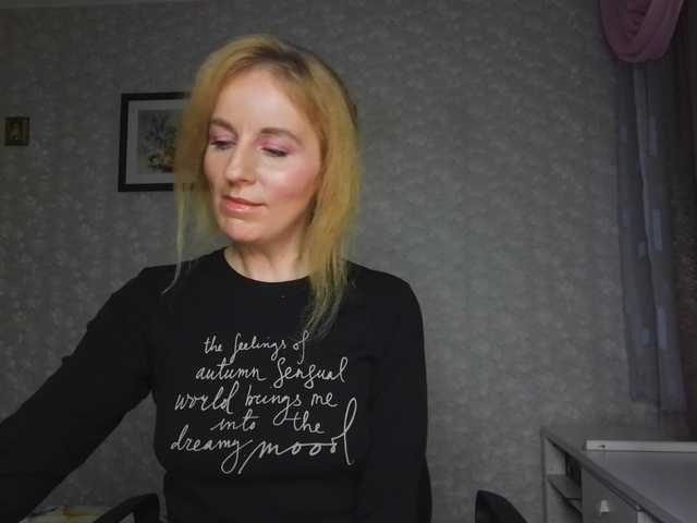 Nata85085's BongaCams show and profile