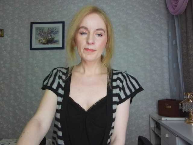 Nata85085's BongaCams show and profile