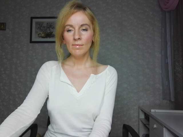 Nata85085's BongaCams show and profile