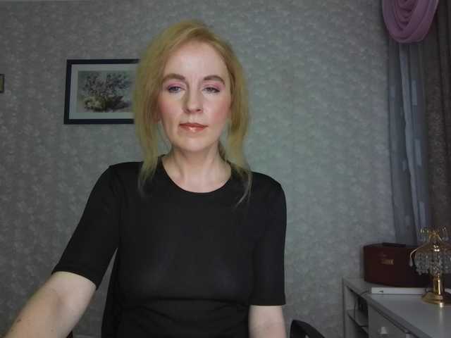 Nata85085's BongaCams show and profile