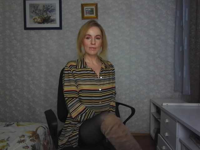 Nata85085's BongaCams show and profile