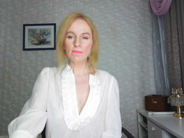 Nata85085's BongaCams show and profile